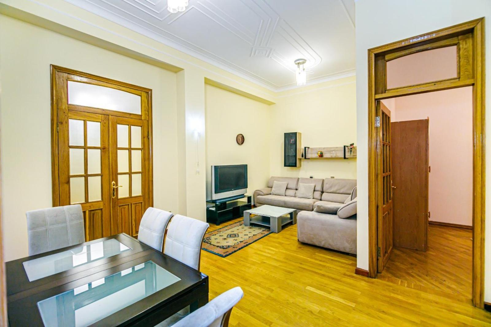 Targovi 2 Room Lux Home Otto Баку Экстерьер фото